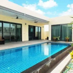 Palm Lakeside Villas. 3 bedrooms Pool House in East Pattaya near golf courses