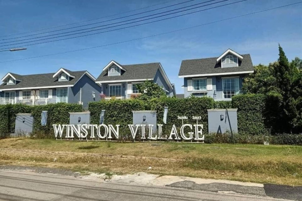 2-storey detached house in the village close to Sukhumvit Road. Winston Village Pattaya