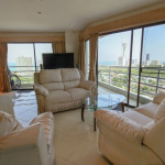 Spacious 1 bedroom, 2 bathrooms in Jomtien area. View Talay 2A. Year contract