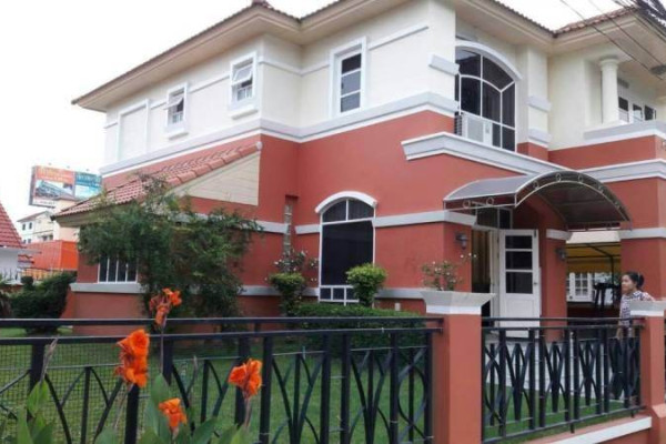 Three-bedroom house in Central Pattaya