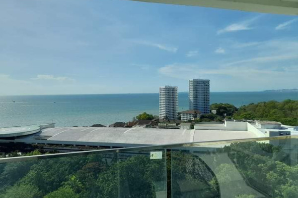 Amari Residence. 2 bedrooms near the beach. Sea view. High floor. Year contract