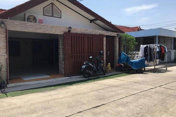 2 bedrooms house. Soi Khao Noi