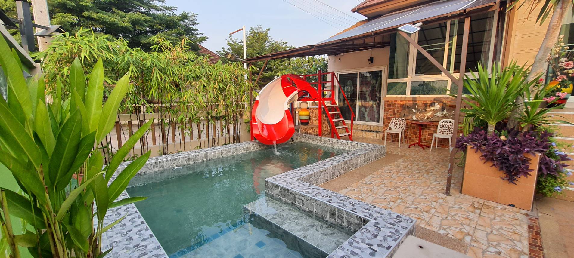 Le Beach Home Village. 4 bedrooms pool house in the Bang Saray