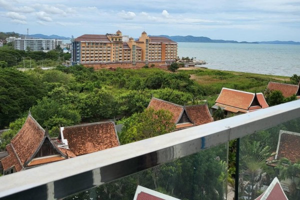 Nam Talay. Studio in a magnificent condominium in NaJomtien. 8th floor. Sea view