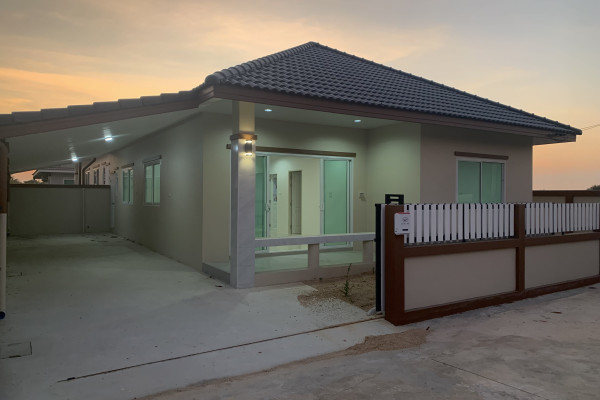 New 3 bedrooms house at Nong Pla Lai