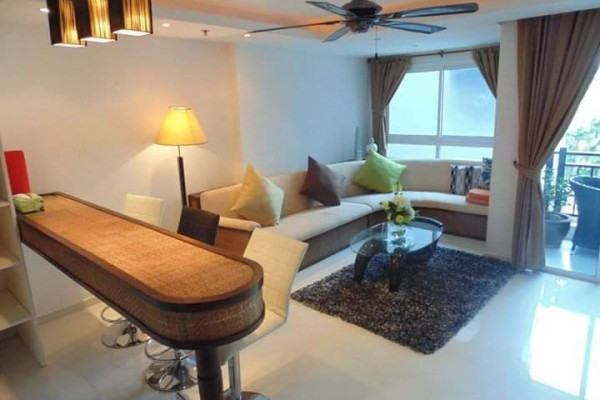 Grand Avenue Residence. 1 bedroom. 3st floor. 500 meters from the beach. Year contract