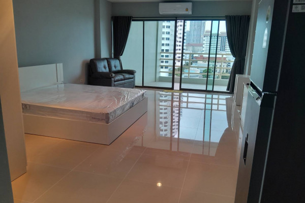 View Talay 5. Studio in a superb condominium in Jomtien. 10th floor