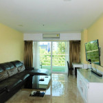 View Talay 6. Big 1 bedroom 105 sqm, 200 meters from the beach. Walking street view. Year contract