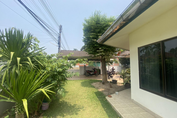 Pattaya Land and House Village.  3 bedrooms house. East Pattaya