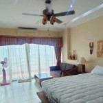 View Talay 5. Studio in a superb condominium in Jomtien. 21th floor. Year contract