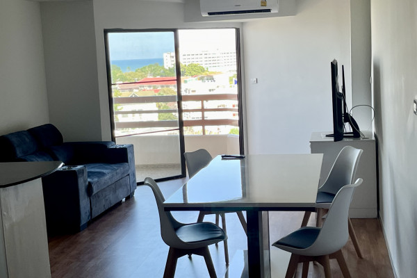 Kieng Talay. 1 bedroom apartment with sea view. 2 good-sized balconies