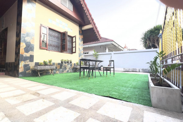 2 bedrooms Single House. Soi Siam Country Club. Year contract